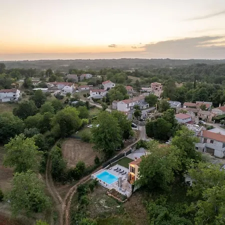 Vila Ladybug Milotski Breg